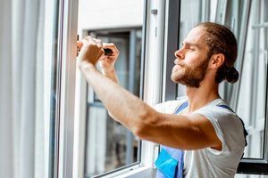 Чим і як герметизувати вікна фото